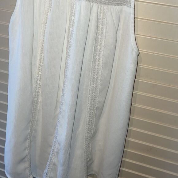 Blu Pepper Lace sleeveless blouse size small - Picture 3 of 6